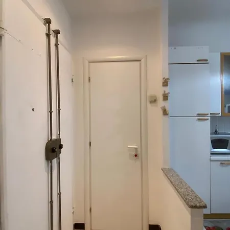 Glitter Apartment
